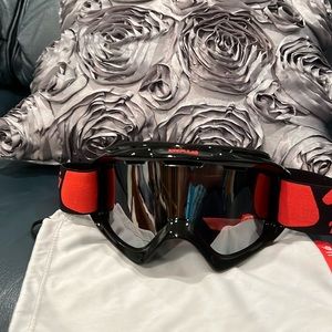 Bolle snow googles.  New never used.